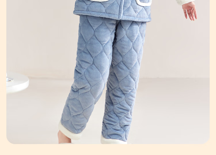 MiiOW Coral Fleece Three-Layer Padded Women's Pajamas, Ultra-Thick Fleece-Lined Warm Loungewear, Suitable for Outdoor Wear, Cherry Blossom Pink 37