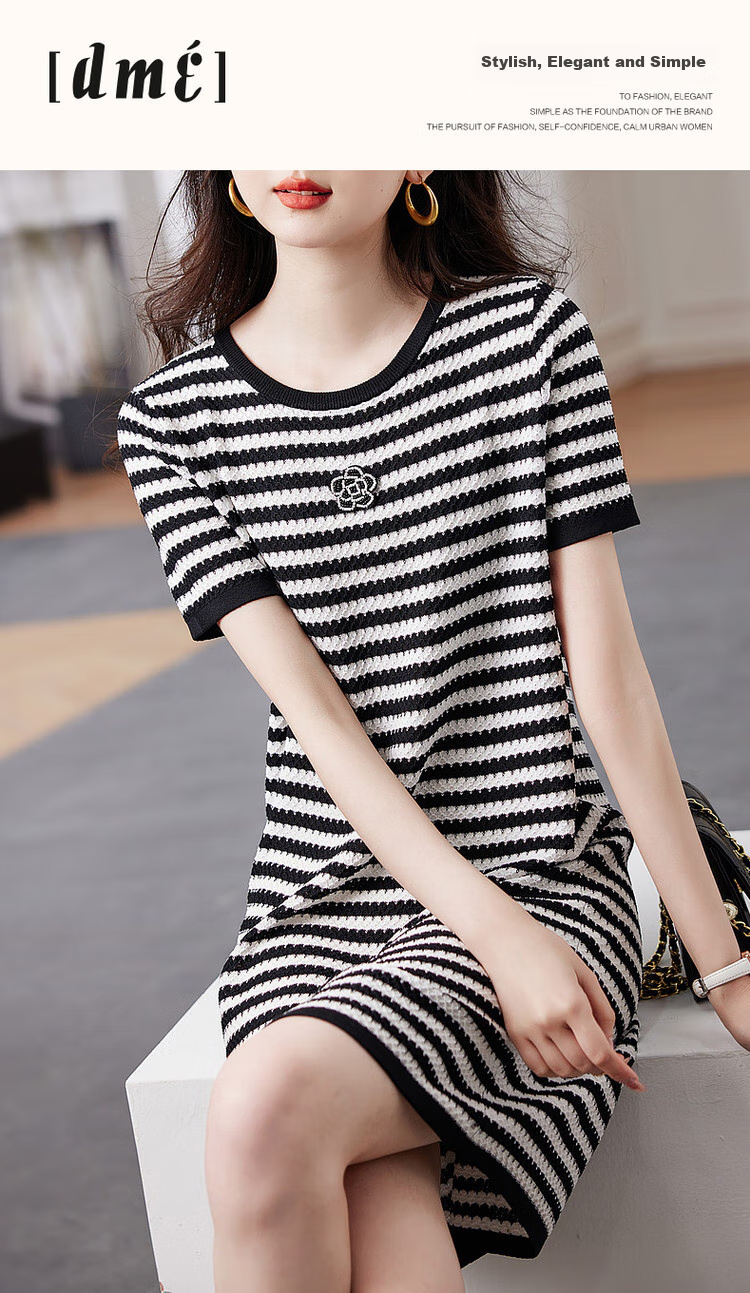 Dme [Ice Silk Dress], Summer Pullover Slightly Stretchy Contrasting Color Knitted Short-Sleeve Dress 1