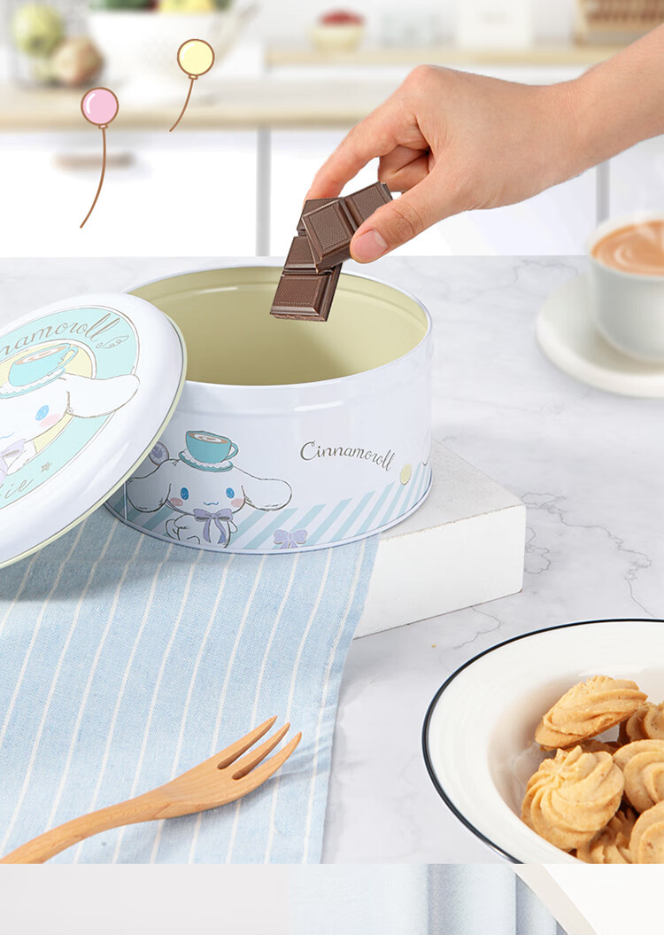 Xuechu Cinnamoroll Cookie Box, Official License, Big-Eared Dog Storage Biscuit Box, Kitchen Utensil 3