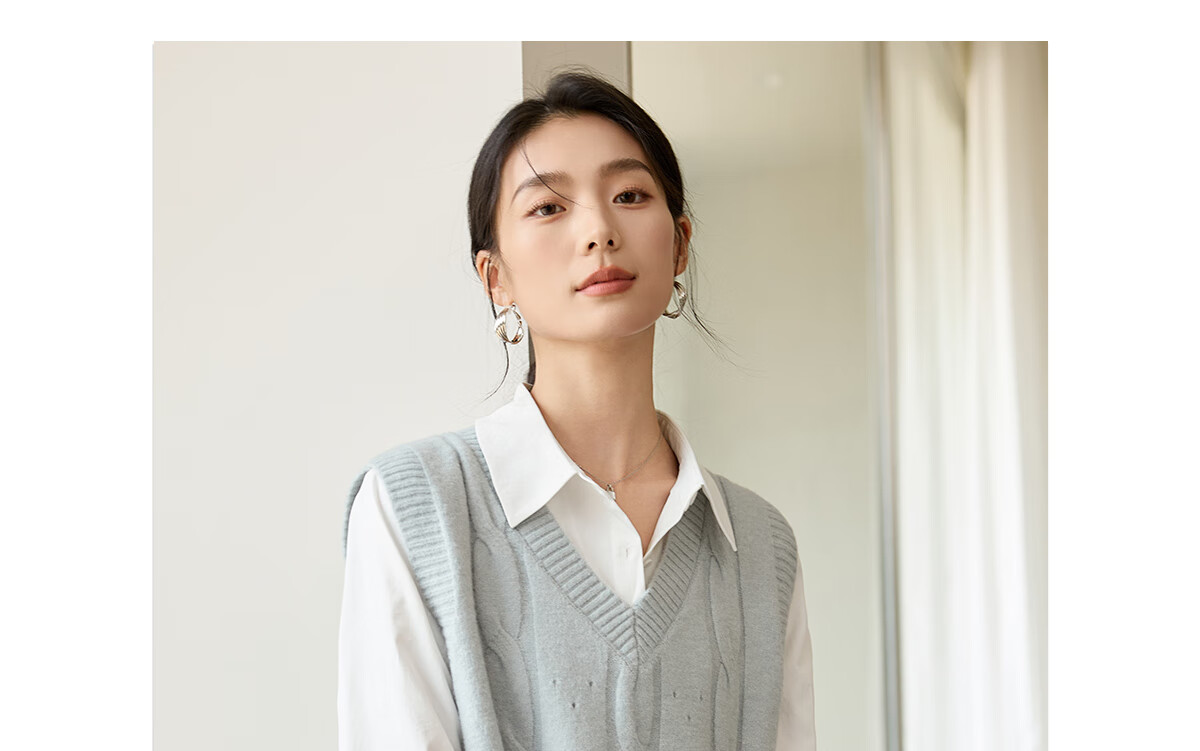 Chushen Spring And Autumn Knitted Vest for Women, Fashionable V-Neck Layered Knit Sweater Vest S51Z007 Light Gray Blue M 19