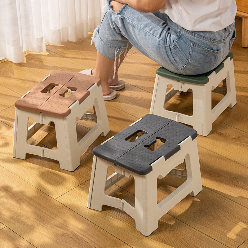 Haoer Foldable Plastic Stool, Portable Outdoor Space-Saving Household Small Stool, Folding Chair, Fishing Stool, Gray