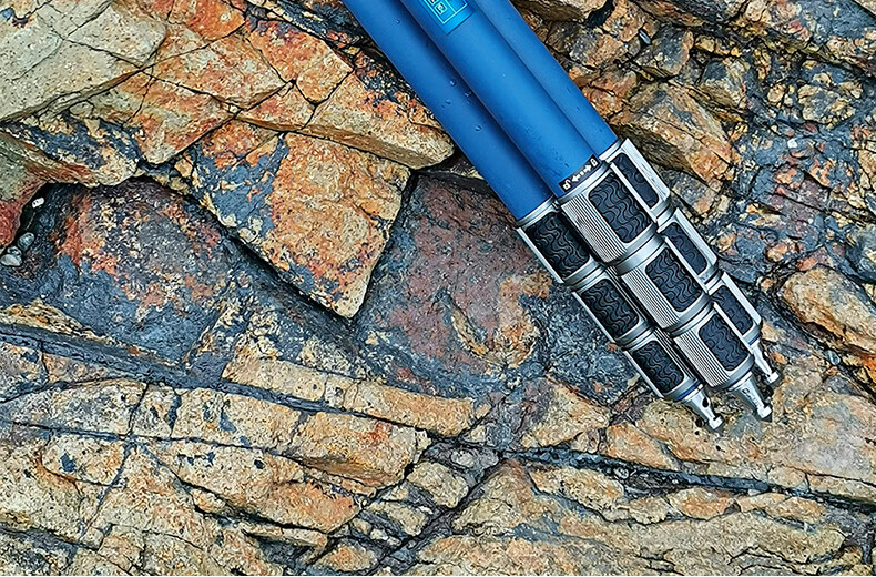 Leofoto Carbon Fiber Tripod for Smartphones And DSLR Cameras, Waterproof And Sandproof Photography Tripod with Ball Head Kit LP-284C+LH 12