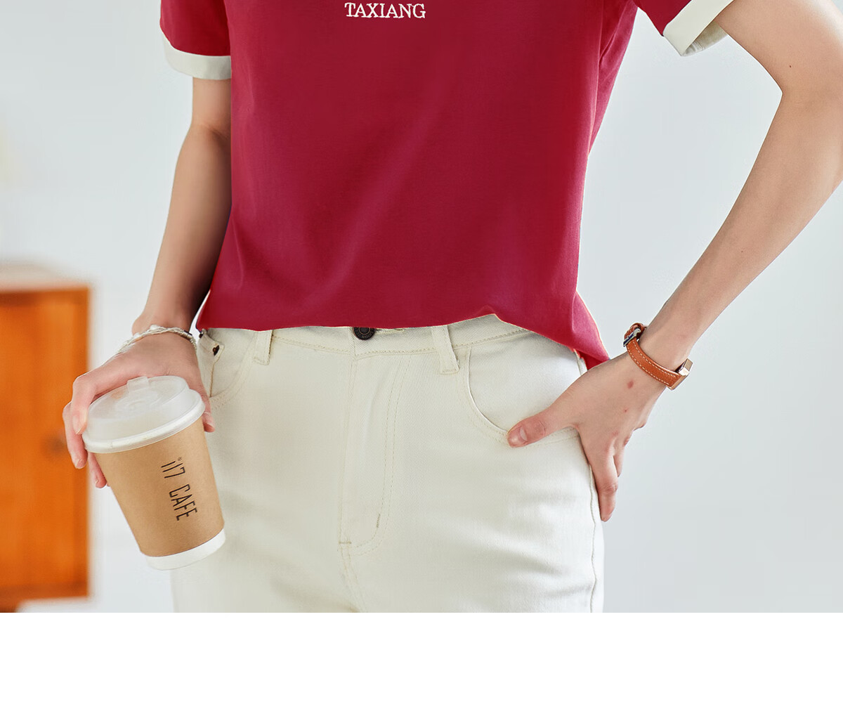 Taxiang Long-Sleeve T-Shirt for Women, Fashionable Small V-Neck Contrasting Color Spliced Top, Versatile Spring And Autumn Wear, Base Layer Shirt T143T2033 16