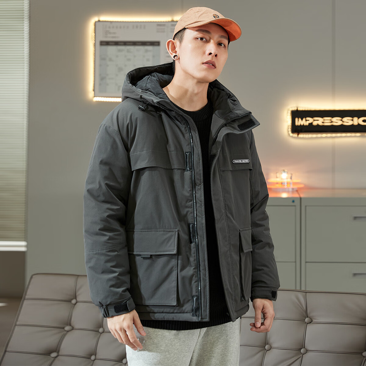 TonLion 2025 Winter New Men's Hooded Short Workwear Cotton Jacket with Chest Logo Thickened Coat