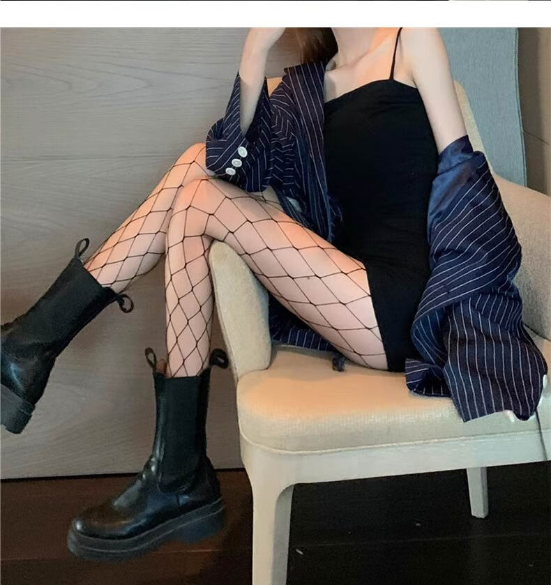 LangSha Black Silk Fishnet Stockings, Spring And Summer Black Silk Stockings for Women, Ultra-Thin Summer Ins Trendy Hollow-Out Tights, Small Mesh Pantyhose 15