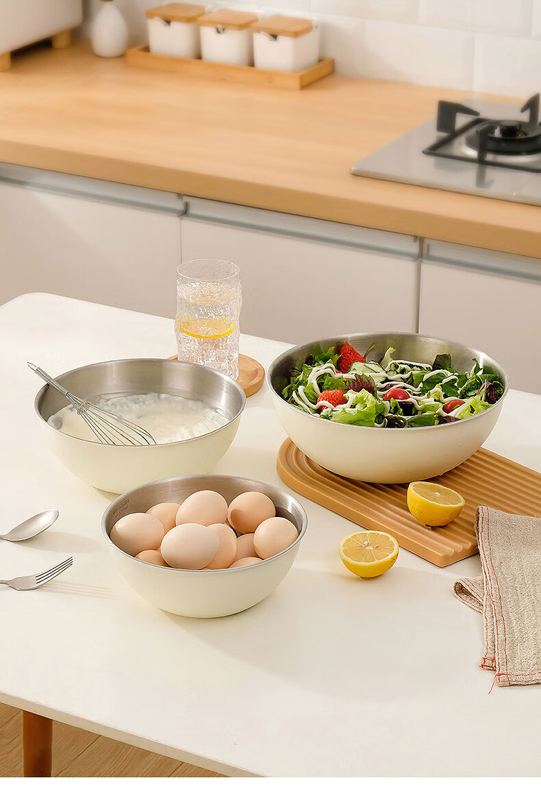 Canjiangjun 304 Stainless Steel Kitchen Bowl Set of Three: Measuring Bowl, Thickened Mixing And Dough Kneading Bowl, Egg Beating Bowl, Baking Bowl 2