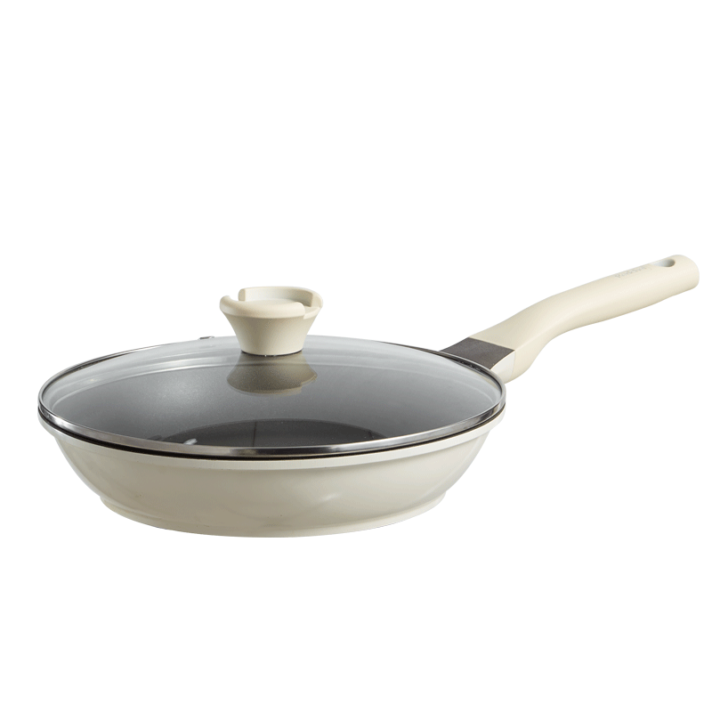 Red Kitchen Titanium Non-Stick Ceramic Frying Pan for Home Use, 26cm, Suitable for Eggs And Steak, Compatible with Induction And Gas Stoves