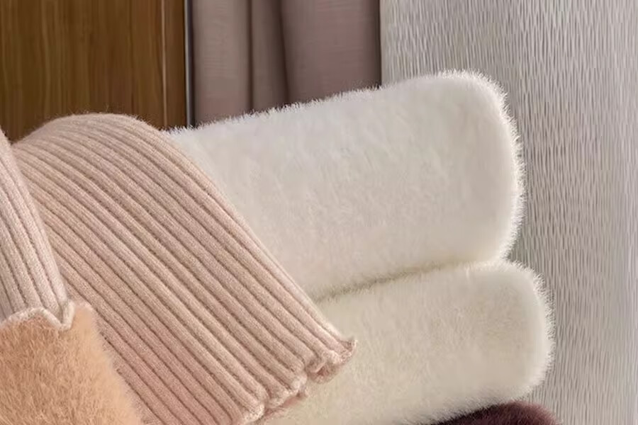 YUZHAOLIN Half Turtleneck Fleece Lined Ruffled Edge Sweater Women Autumn Winter Thickened Knitwear Warm Top 2