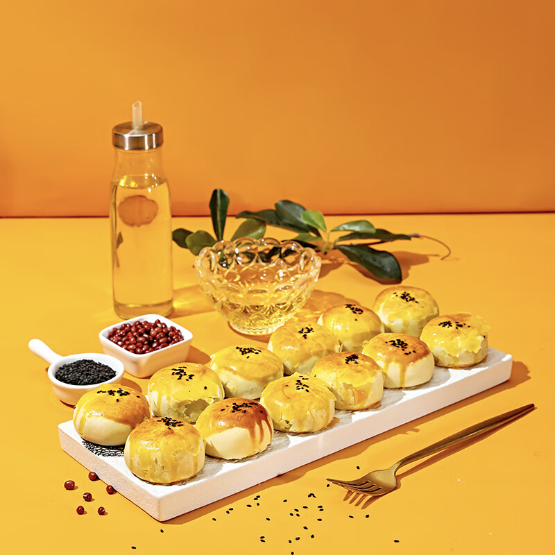京东京造蛋黄酥660g12枚早餐糕点雪媚娘早餐糕点节日礼盒年货老人零食特产