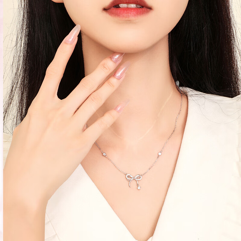 CHOW TAI SENG [Birthday Gift] Butterfly Knot Pure Silver Necklace for Women, Luxurious Niche High-End Collarbone Chain for Girlfriend