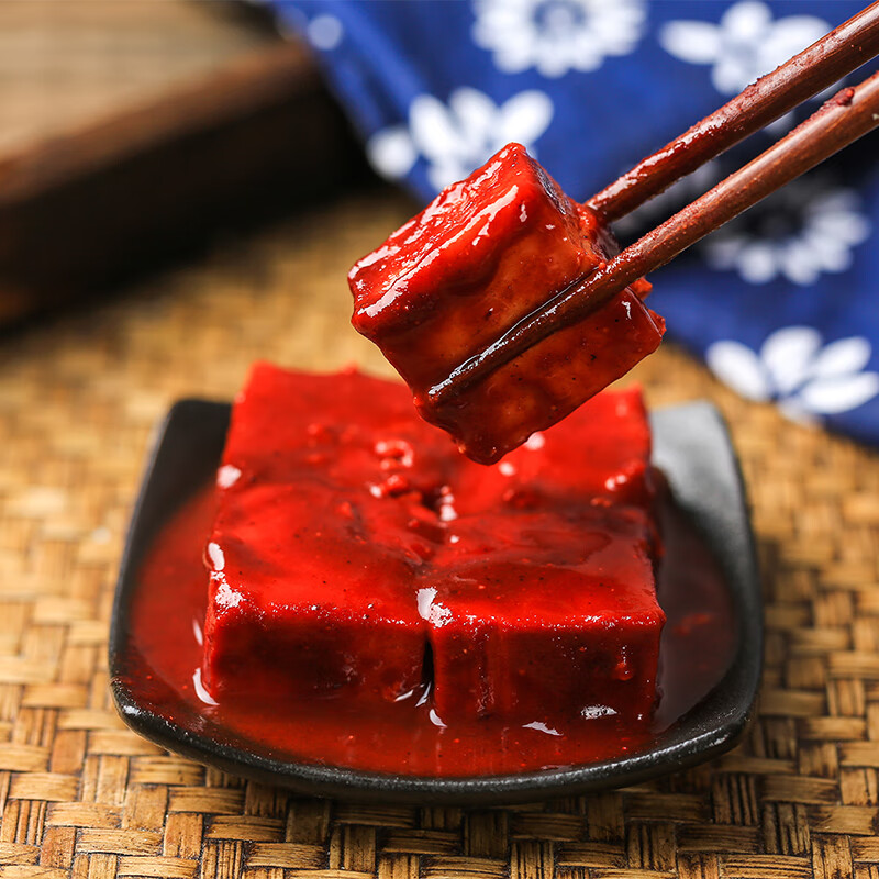 王致和中华老字号 大块腐乳300g 经典红方 下饭调味酱 拌面拌饭 酱豆腐