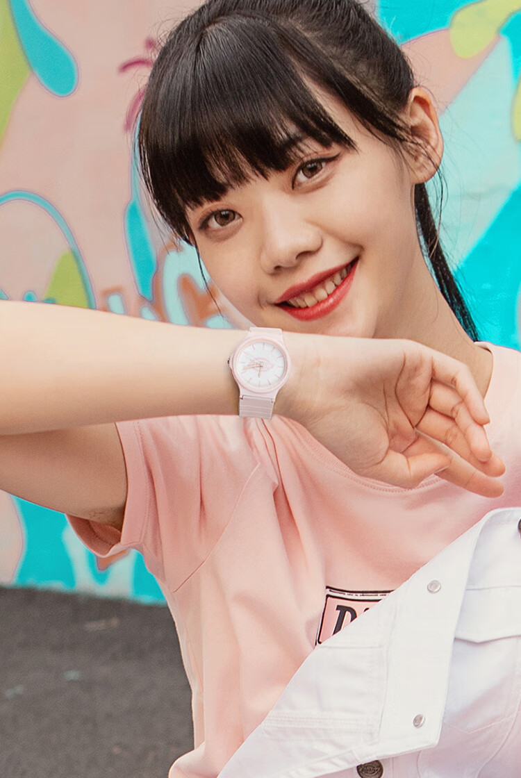 Dickies Student Mechanical Analog Silent Sports Watch for Teenagers and Children Model 538 Beige 13
