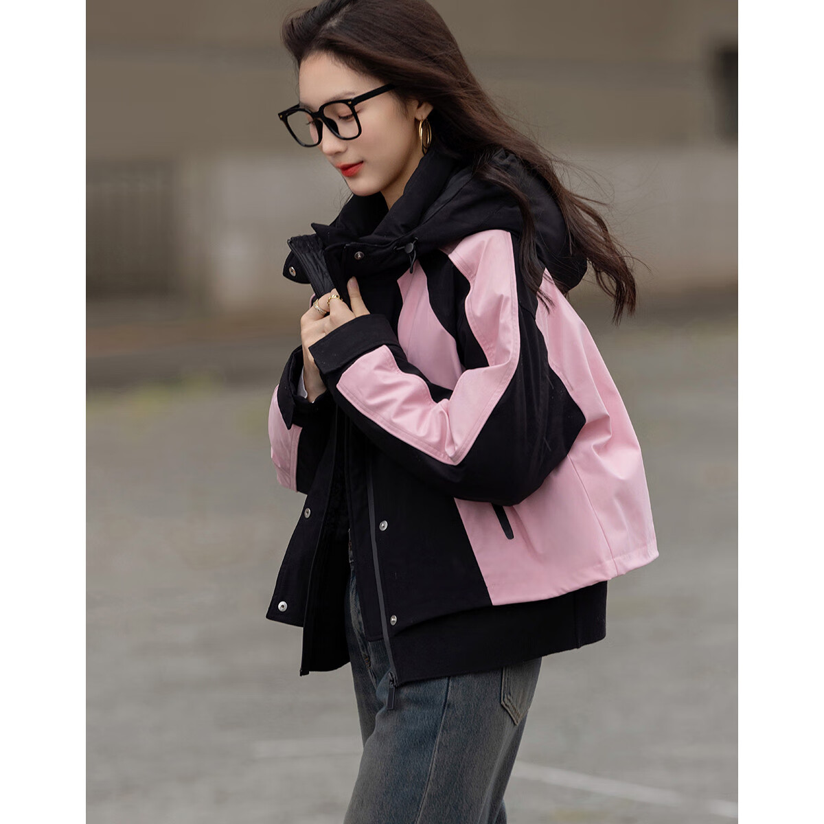 Dme [North European Cotton Triple Protection System] Winter Outdoor Contrasting Color 90% Duck Down Hooded Short down Jacket for Wome