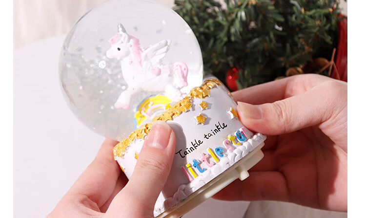 TaTanice Crystal Ball Music Box Desktop Ornament, Snow Globe Music Box, Children's Light-Up Toy, Birthday Gift for Boys And Girls 15