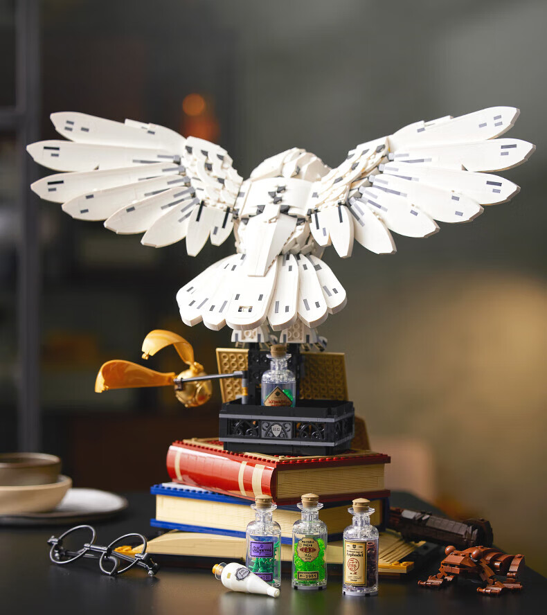 LEGO Building Blocks 76391 Hogwarts Classic Collection, Harry Potter Hedwig D2C Limited Edition, Home Decoratio 3