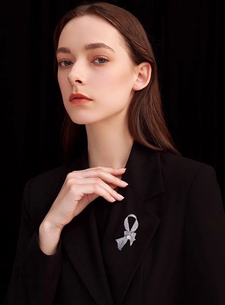 Eternelle French Elegant And Timeless Brooch, Fashionable Versatile Corsage Accessory Lapel Pin Birthday Gift 1