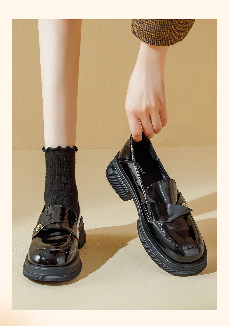 DAPHNE Black Leather Shoes for Women, Single Shoes 2026 New Style, Suitable for Skirts, British Style Patent Leather Shiny Flat Slip-On Loafers 8