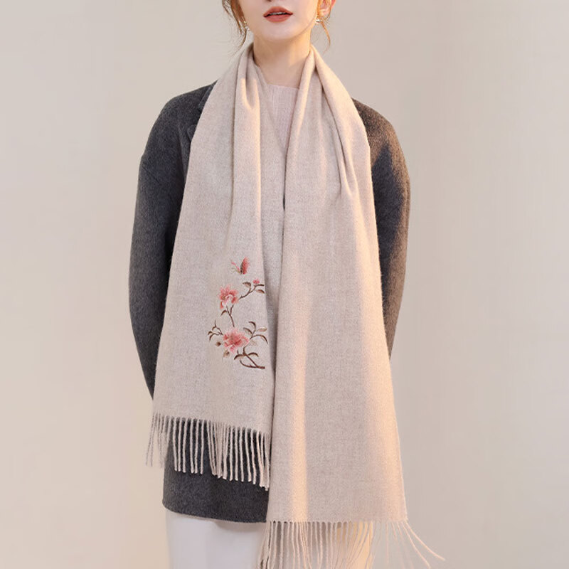 Hangsilu Pure Wool Embroidered Scarf for Women, Neck Warmer Shawl, Birthday Gift for Mom, High-End Practical Gift Box
