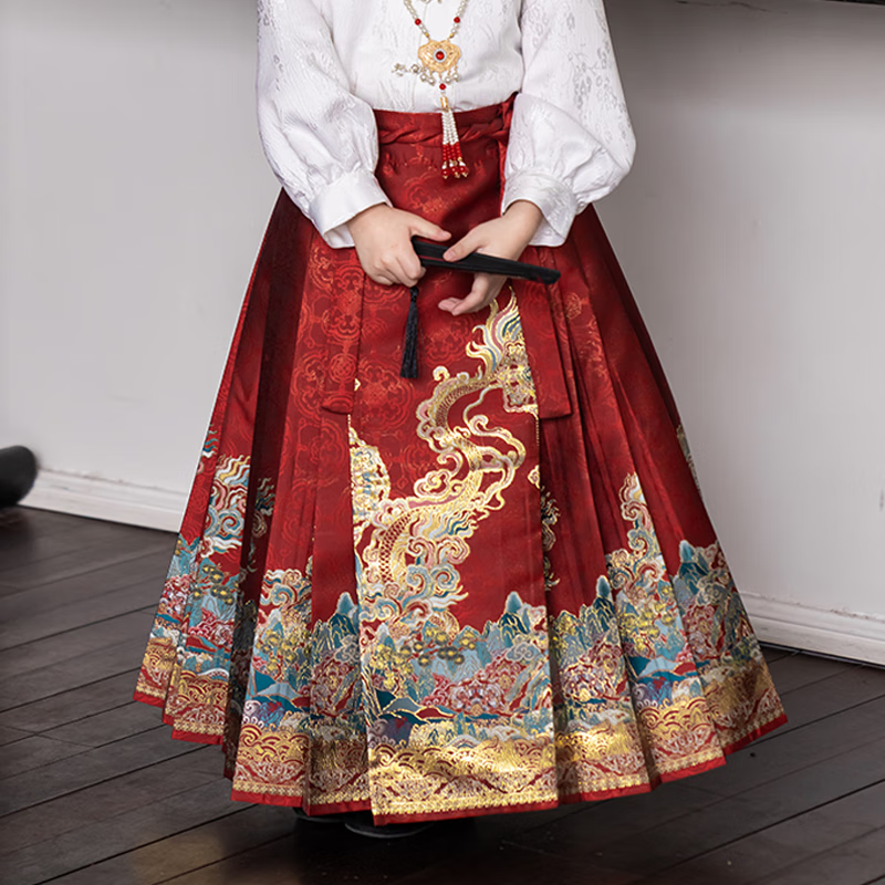 Qibo Horse-Face Skirt for Girls, Autumn And Winter 2025 New Style Children's New Chinese-Style Hanfu, Floating Light Horse-Face Thickened Version, Size 110