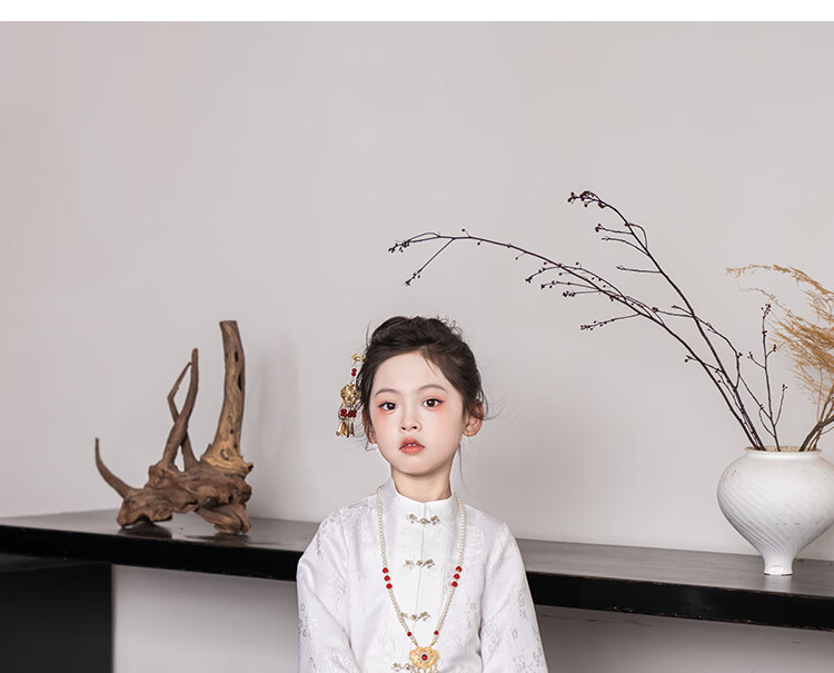 Qibo Girls' Autumn And Winter 2025 New Style Children's New Chinese-Style Hanfu, Jacquard Shirt Thickened Version, Size 110 12