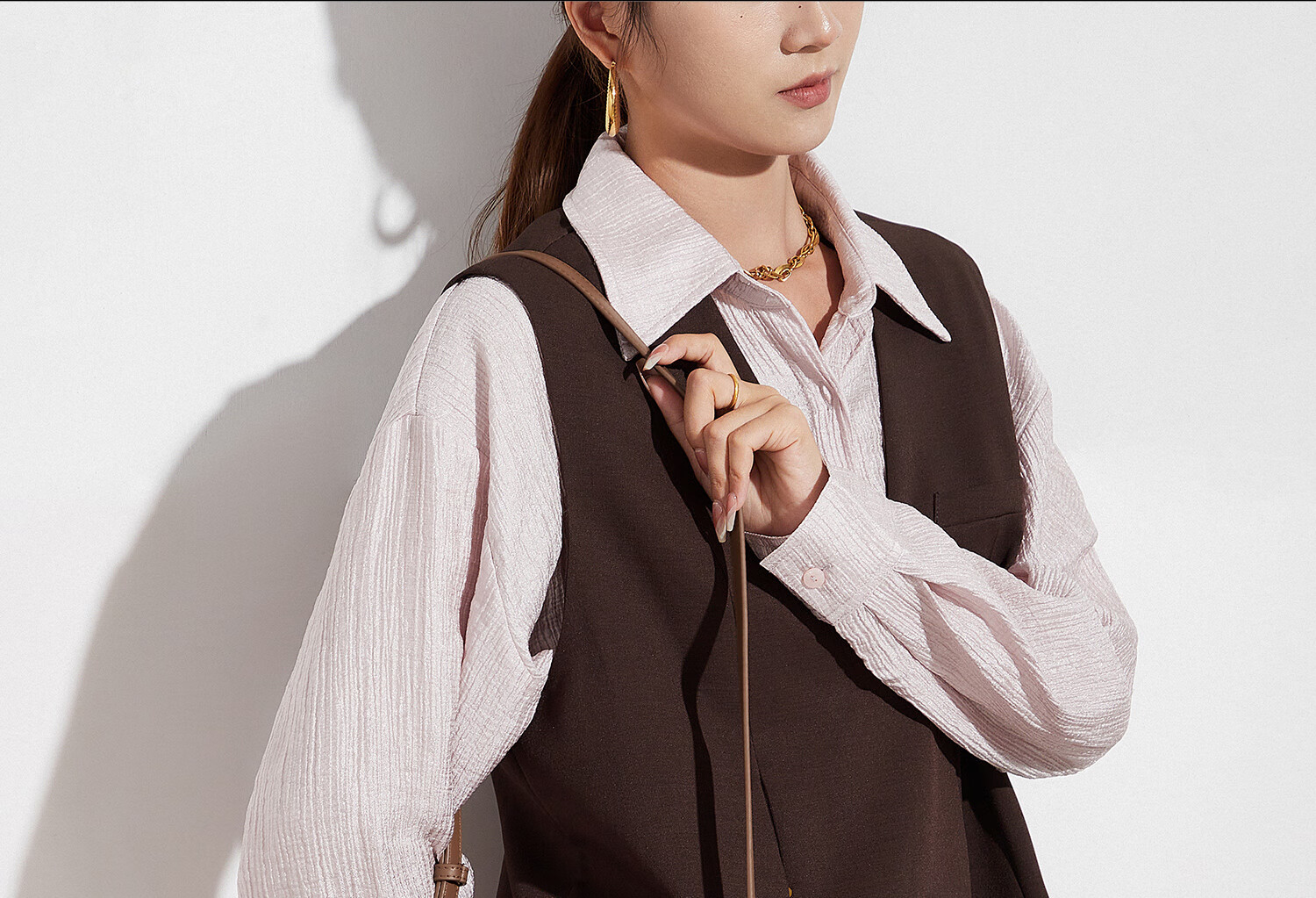 Cnoles Bowling Bag, 2026 New High-End Niche Style, Crossbody And Handheld Bag, Premium Brand Women's Purse 10