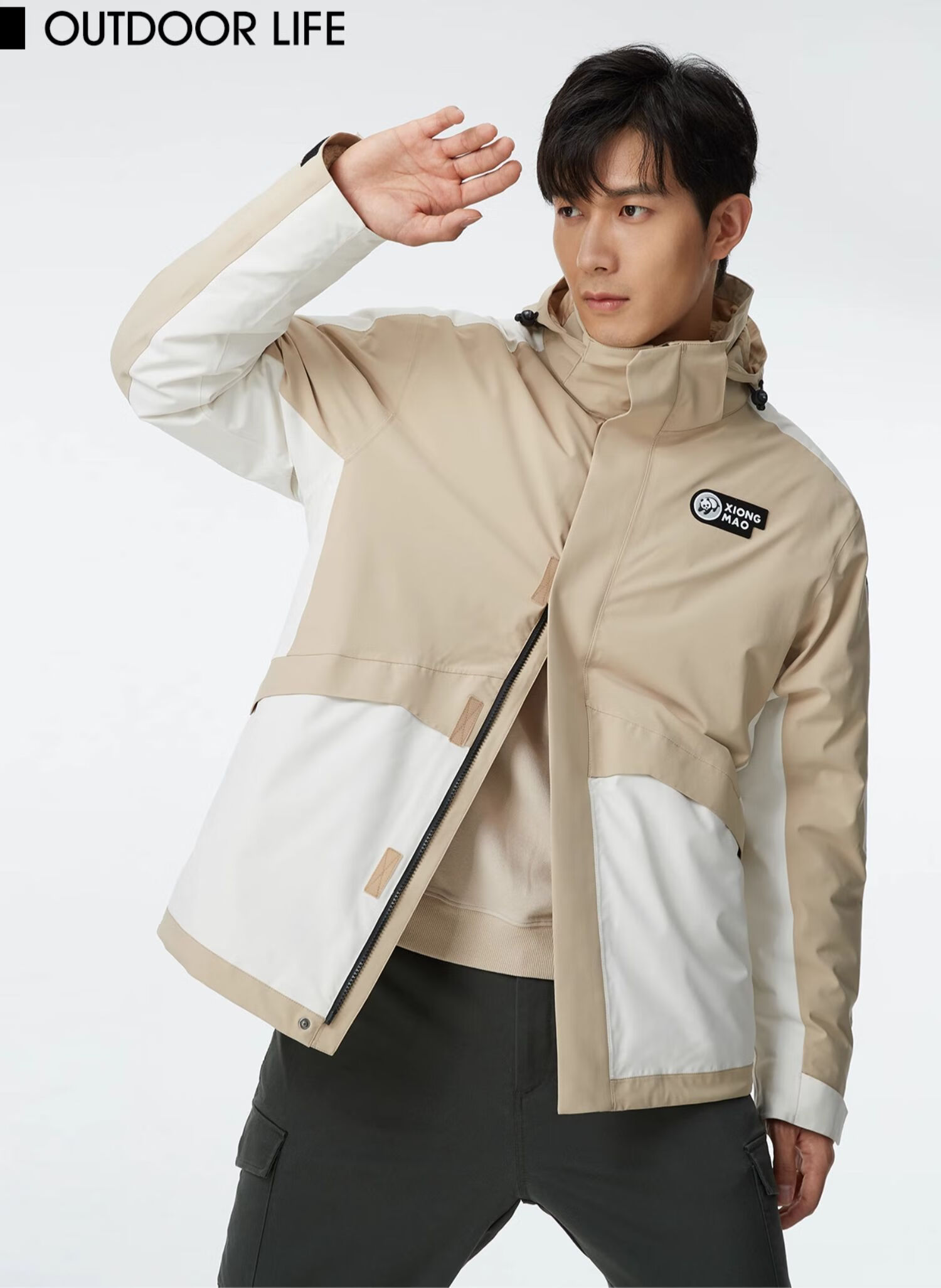 CAMEL Water-Resistant, Oil-Proof, And Waterproof Three-In Hiking Jacket A6B018 Light Mocha Cloud White Men's And Women's Style S 24