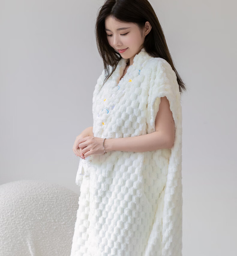 Fanyejia Coral Fleece Bathrobe, Wearable Towel, Home Use, Better Than Pure Cotton, Absorbent, Quick-Drying, Thickened And Enlarged, Women's Sleepwear, Breathable for Summer 11