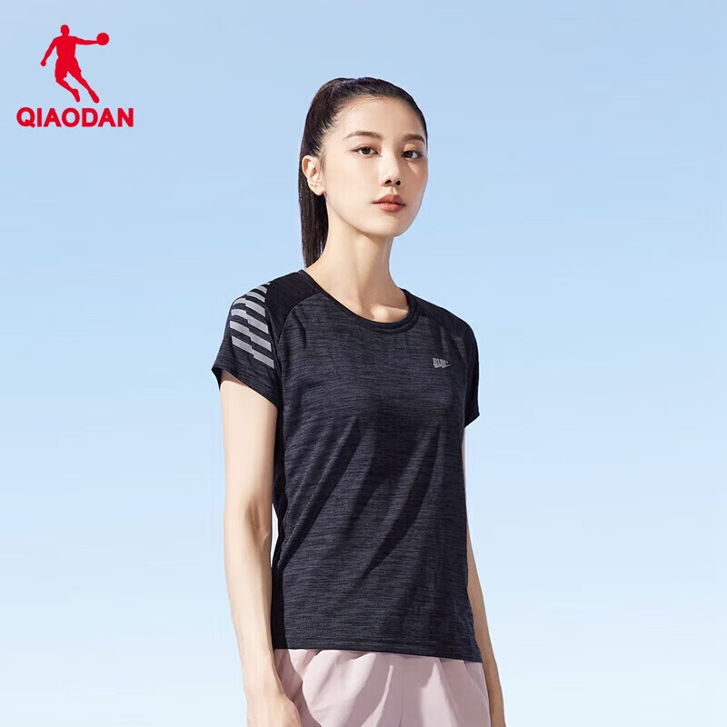 QIAODAN Short-Sleeved T-Shirt for Women, Lightweight Sports Quick-Dry Top, Round Neck, Ice Silk Casual Running Shirt, Women's Fitness Wear