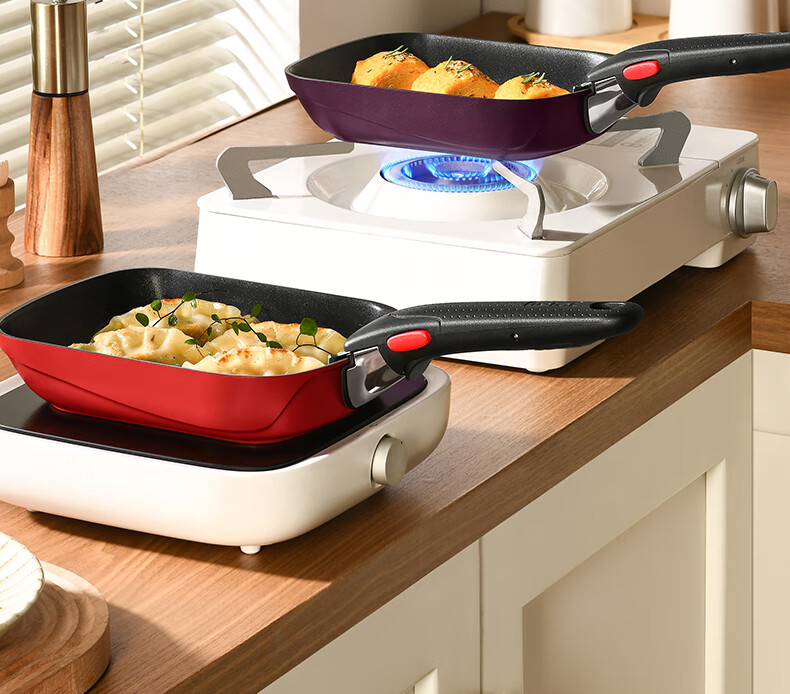 Tefal Detachable Frying Pan for Tamagoyaki And Eggs, Non-Stick Breakfast Pan with Titanium Coating, Compatible with Gas Stove And Induction Cooker, Red 23