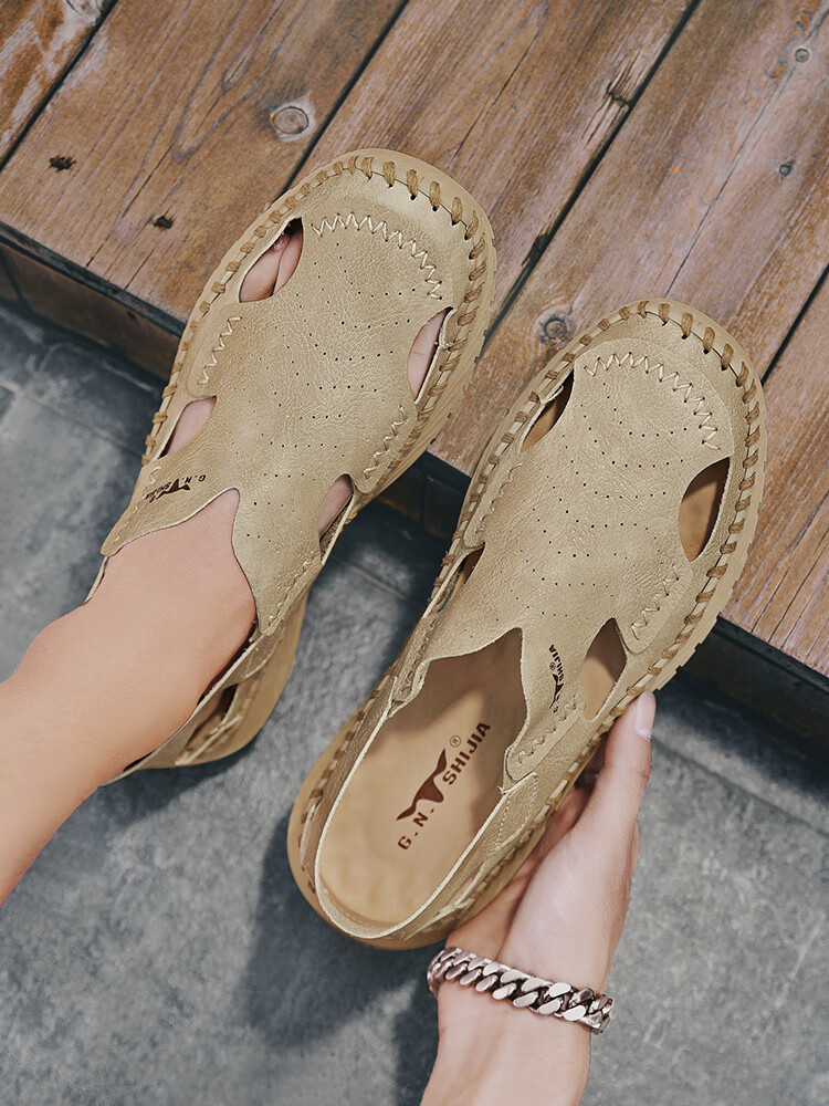 Bull Family Men's Summer Breathable Sandals Men's Closed-Toe Leather Sandals Outdoor Casual Trendy Hole Shoes 9