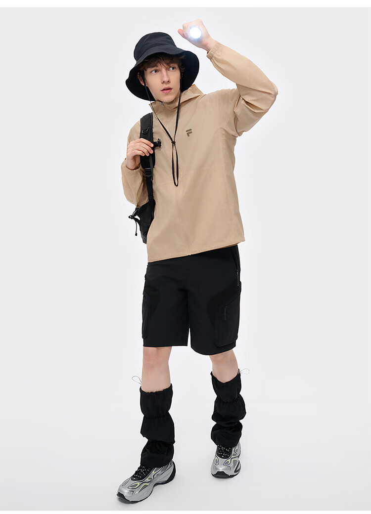 FILAFUSION FILA Trendy Woven Jacket for Men, Summer Fashion Casual Sun Protection Hooded Top 32