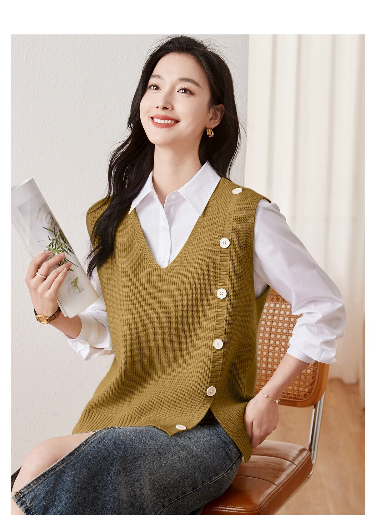 Chushen Spring and Autumn Women's Knitwear Fashion Versatile V-Neck Layered Knit Vest S141Z5023 29