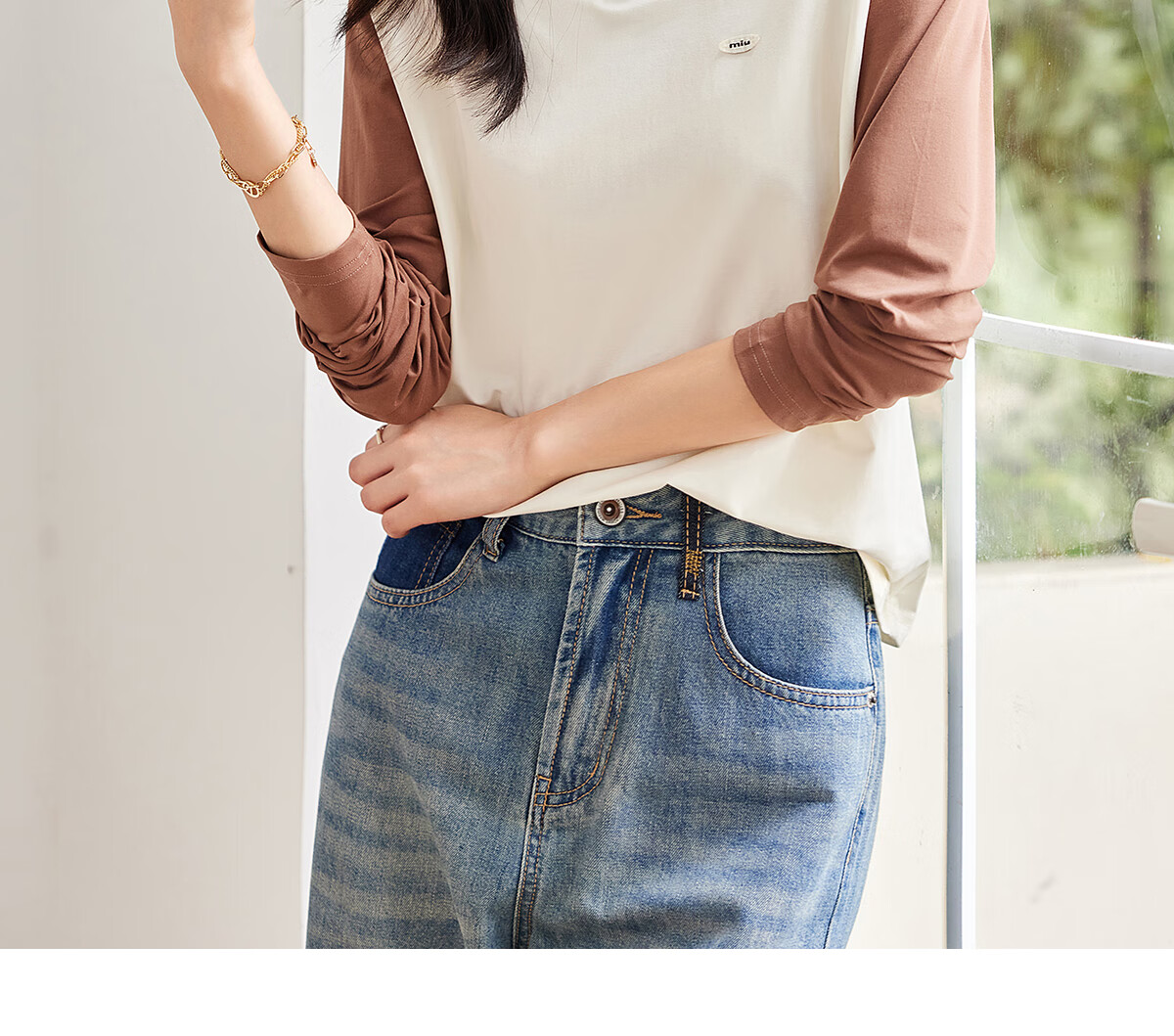 Taxiang Long-Sleeve T-Shirt for Women, Fashionable Small V-Neck Contrasting Color Spliced Top, Versatile Spring And Autumn Wear, Base Layer Shirt T143T2033 11