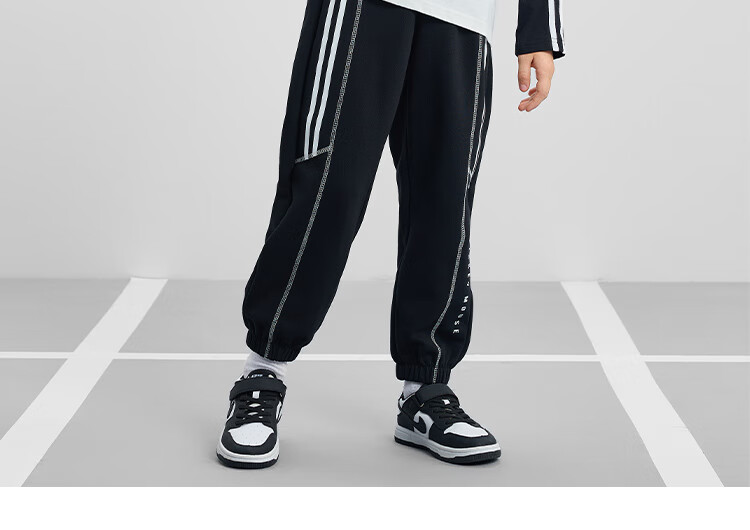 DISNEY Children's Clothing, Boys' Knitted Sports Pants, Durable, Comfortable, Elastic, Loose-Fitting Trendy Trousers, Autumn And Winter, DB431ME08, Black, Size 110 24