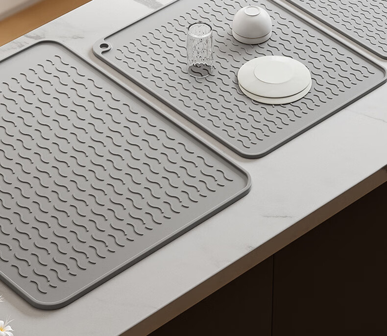 Siwangongli Heat Insulation Mat, Draining Mat, Kitchen Protective Silicone Pad, Countertop Mat, Cutting Board Non-Slip Mat, High Temperature Resistant Anti-Scalding Mat, Placemat 2