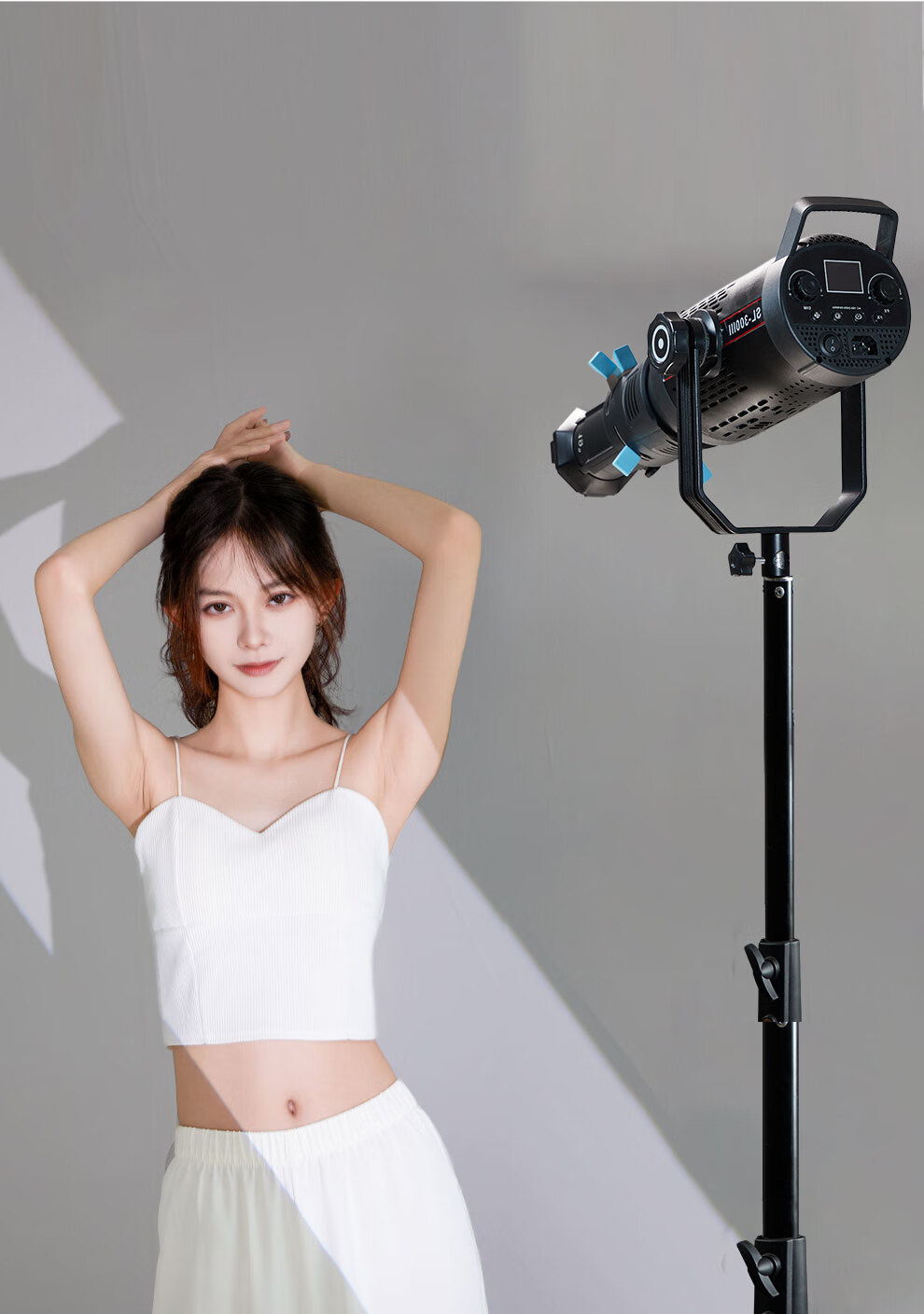 Beiyang QT-36° Photography Spotlight Snoot Bowens Mount LED Lamp Shade Shaped Light Shadow Projection Effect Fresnel Lens Insert Focusable Zoom Spotlight for Live Streaming 3