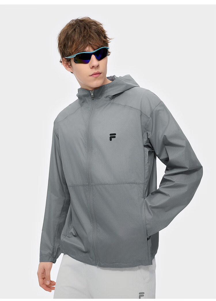 FILAFUSION FILA Trendy Woven Jacket for Men, Summer Fashion Casual Sun Protection Hooded Top 23