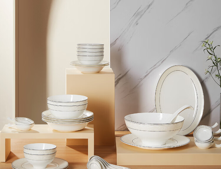 Magoront Bone China Dinnerware Set Pure White Luxury 32-Piece Tableware Set for 6 People White Lover Collection 1