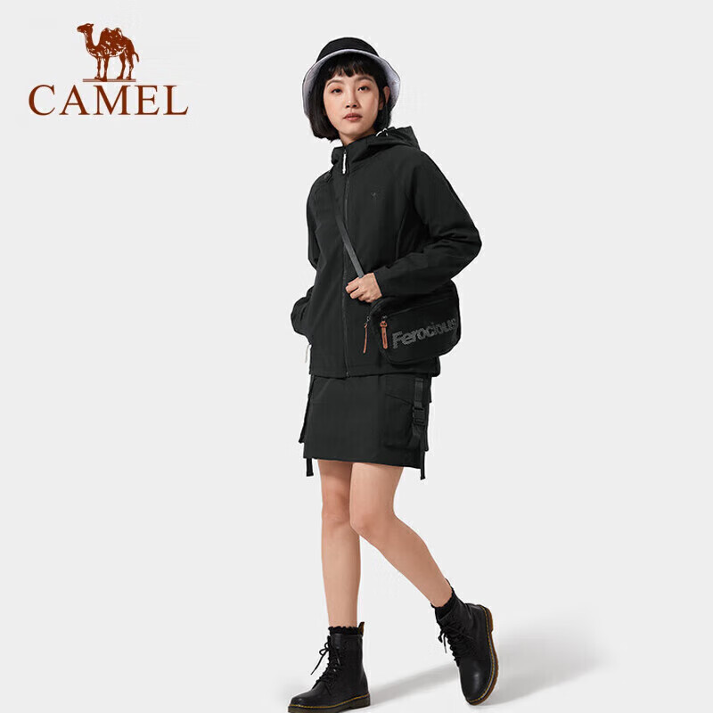 CAMEL Outdoor Soft Shell Jacket for Couples, Waterproof Windproof Fleece-Lined Hooded Coat Trendy AA22263750