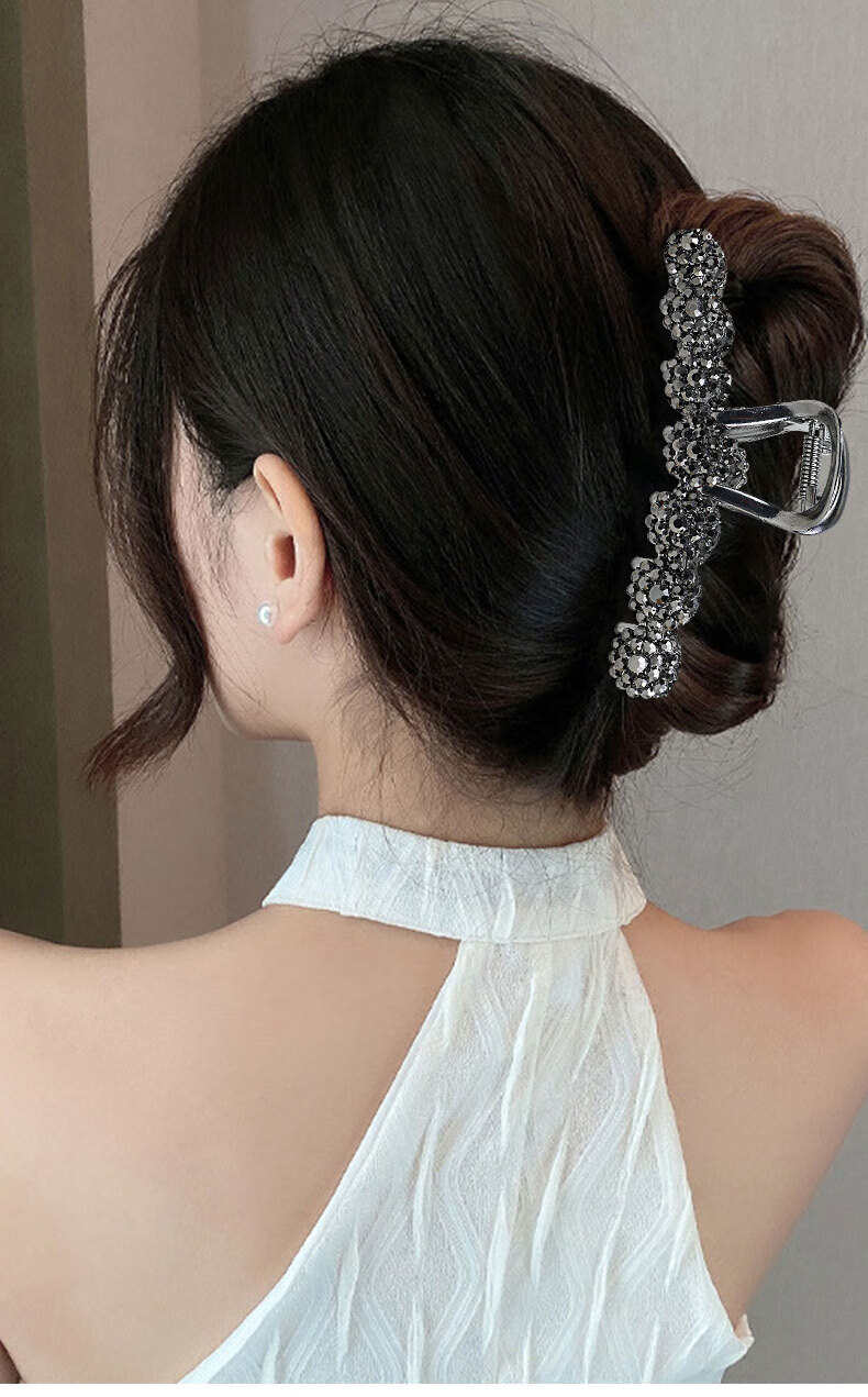 Gunei 2025 New Lightweight Tulle Bow Tassel Hair Clip for Women High Ponytail Versatile Fashion Shark Clip Hairpin New Year Gift 1