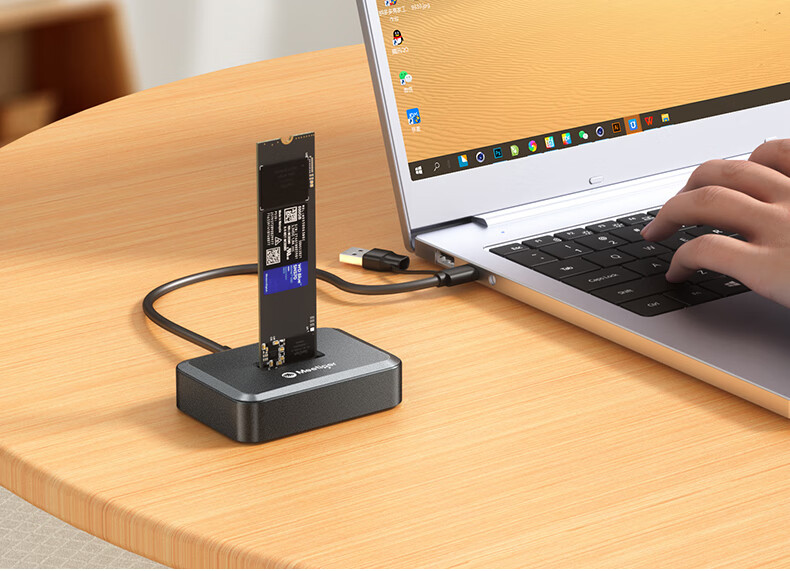 Mihu M.2 SSD Enclosure Base, M2 External Hard Drive Enclosure, NVMe Protocol M2 to USB/Type-C External Box Q1N 19