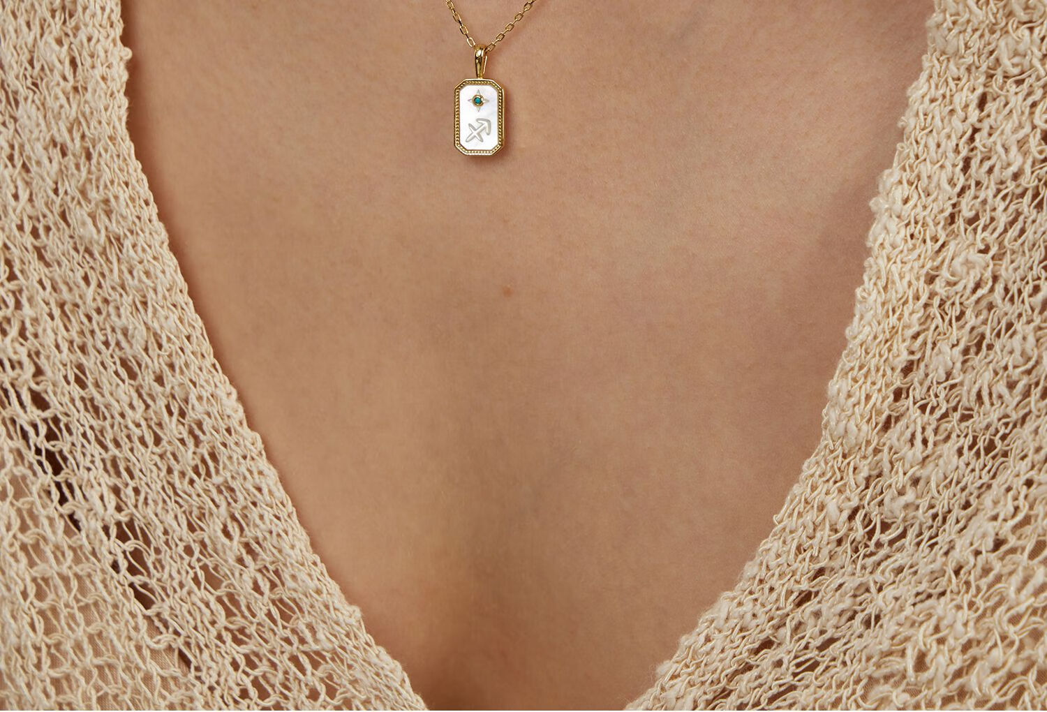 Arsis Embossed 12 Constellations Necklace, Original Design, Exquisite And Fashionable, Versatile, Birthday Gift for Girlfriend, Aquarius 17