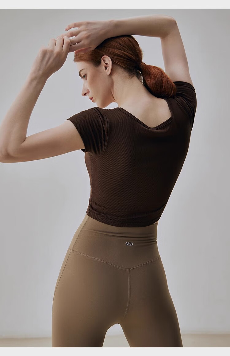 Gigt Yoga Top for Women, Long Sleeve Sports T-Shirt with Built-In Chest Pads, All-In Fitness Wear for Autumn, Athletic Tank Top 23