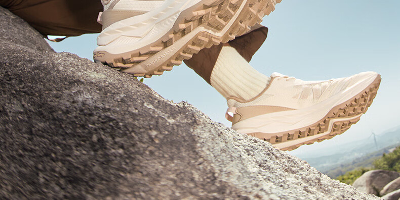 361° Women's Outdoor Vibe Sneakers for Spring And Summer, Breathable Hiking And Running Shoes for Women, Model 682512247-1 38