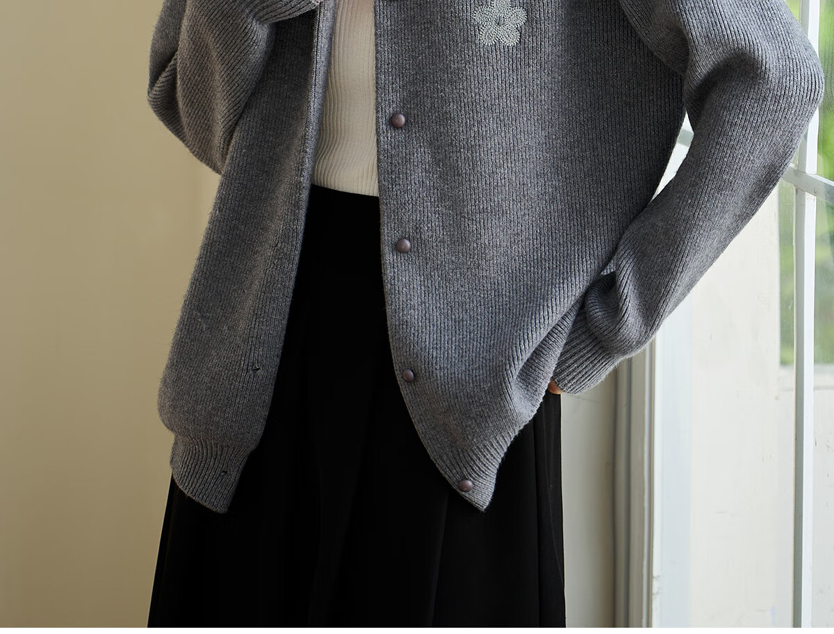 Taxiang Knitted Cardigan for Women, New Year Outfit, Red Sweater Coat with Sequins And Embroidery, Women's Cardigan Top T143Z3012 30