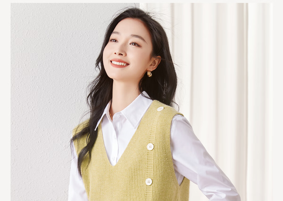 Chushen Spring and Autumn Women's Knitwear Fashion Versatile V-Neck Layered Knit Vest S141Z5023 1