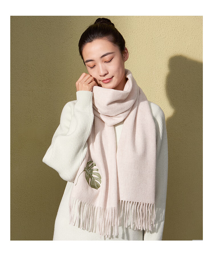 Shanghaigushi 100% Wool Scarf Gift Box, Winter Warmth, Embroidered Neckwear for Men And Women, Birthday Gift for Mom Or Teacher, National Day Present 10