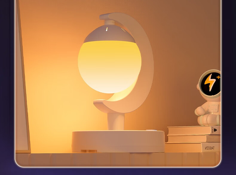 Sushiheermo [360° Rotating Night Light + Remote Control] Multifunctional, 2 USB + Type-C, 4 Outlets, 0.1 Meter Power Strip, Socket, Multi-Port Office And Study Night Light Power Strip 1