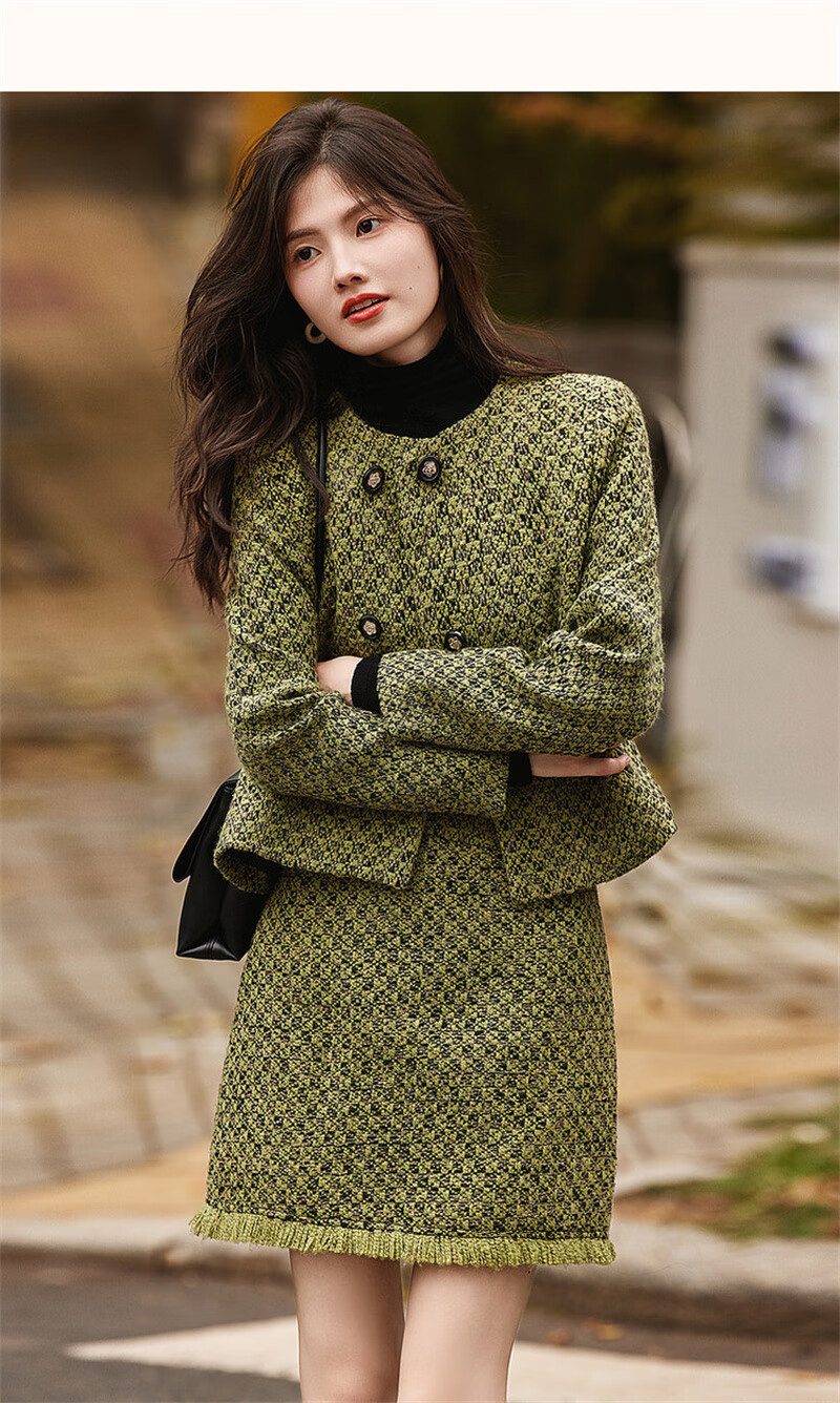 Dme [Elegant Chanel-Style] Winter New Round Neck Button-Up Long-Sleeve Top, High-Waist Skirt Set for Women, Fashionable Two-Piece Outfit 13