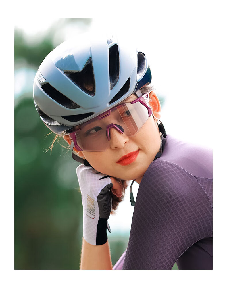 Lameda Anti-Fog Photochromic Cycling Glasses, Professional Bicycle Goggles, Windproof Road Bike Mountain Bike Protective Eyewear, Clove Purple 15